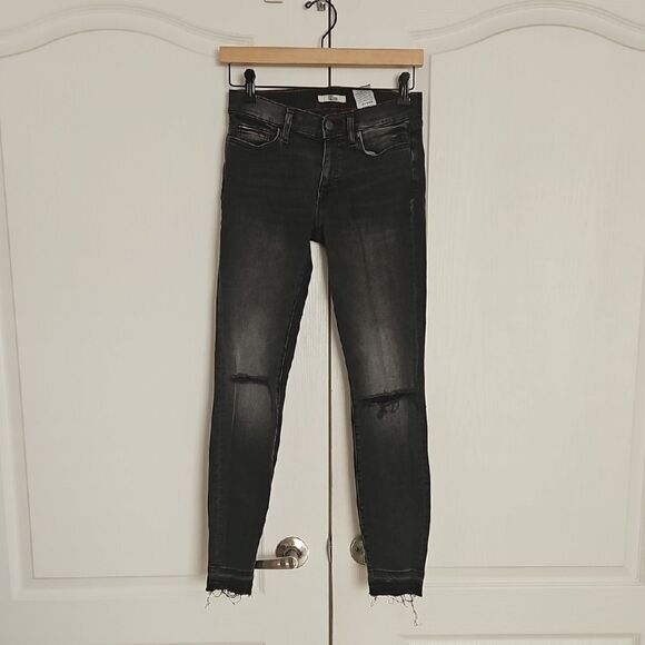 Women's Black Mid-Rise Distressed Skinny Jeans - Picture 1 of 16